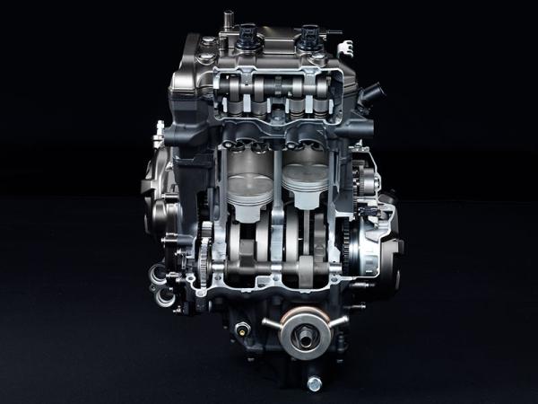 Yamaha CP2 engine cutaway