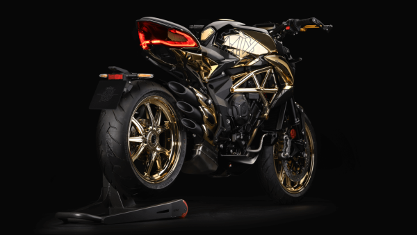 MV Agusta Dragster 800 RC Shining Gold