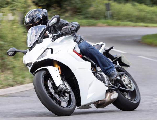 2021 SuperSport 950 S Visordown Review