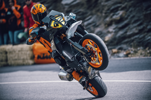 2023 KTM 890 SMT