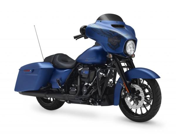 Harley-Davidson Street Glide Special anniversary model