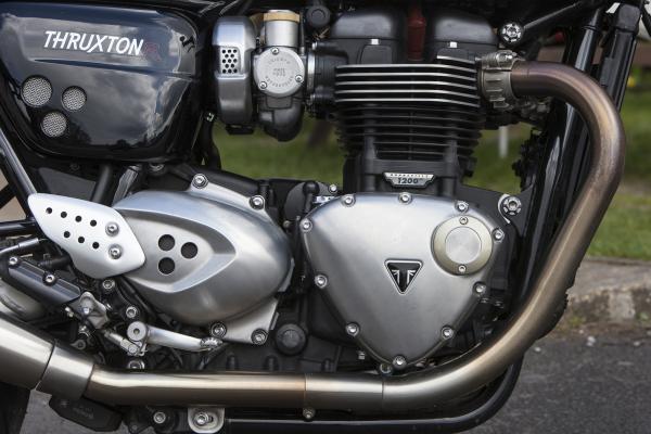 Triumph Thruxton R engine