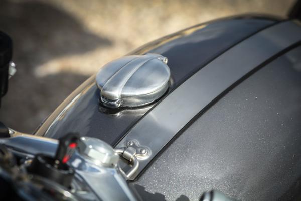 Triumph Thruxton R filler cap