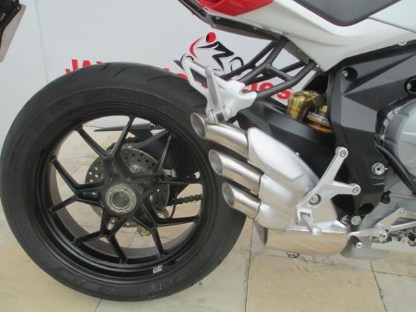 Bike of the day: 2014 MV Agusta Brutale 800