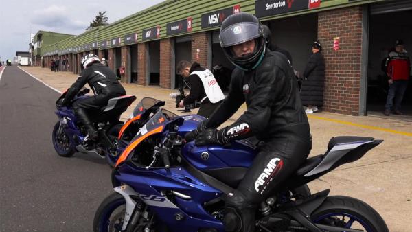 visordown yamaha track experience snetterton