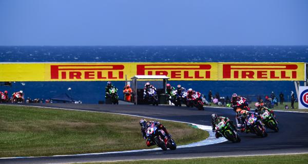 Toprak Razgatlioglu leads, 2022 Australian WorldSBK. - Pirelli