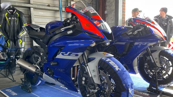 yamaha track experience r6 and r1