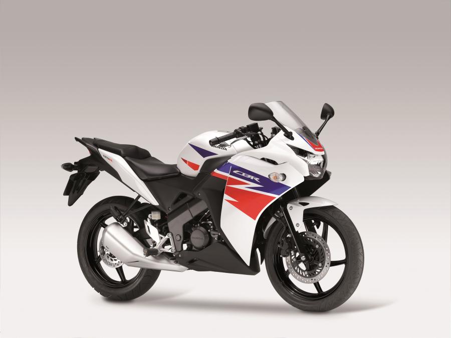 Honda CBR 125R - front