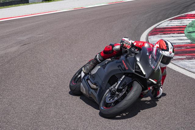 2024 Ducati Panigale V2 Available In Stealthy ‘black ... | Visordown