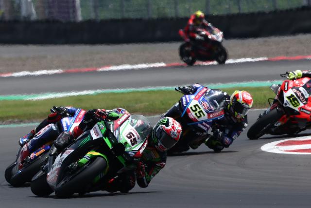 Jonathan Rea leads WorldSBK pack in Indonesia. - Gold and Goose