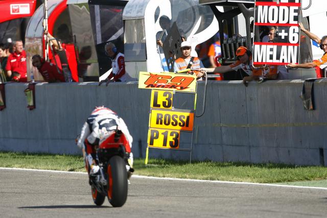 Nicky Hayden, 2006 Valencian Grand Prix. - Gold and Goose