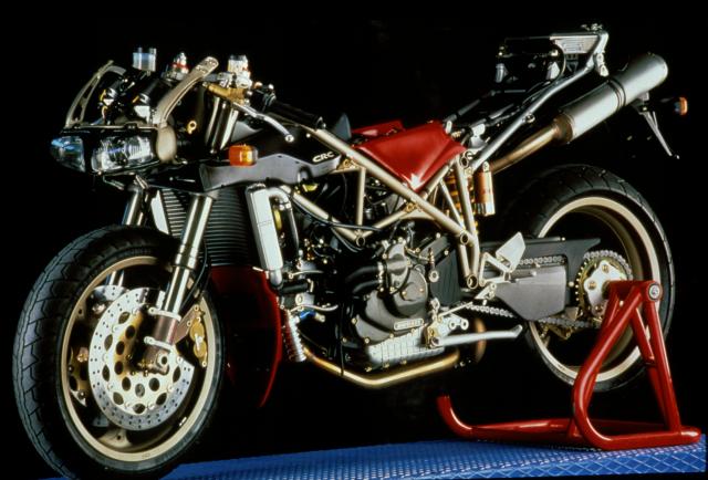 A Ducati 916 without bodywork
