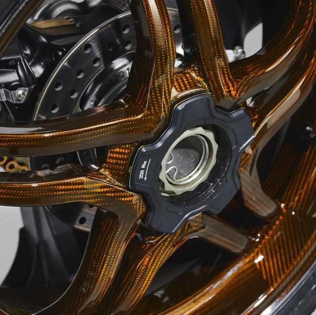 BRUTALE 1000 NURBURGRING carbon fibre wheels