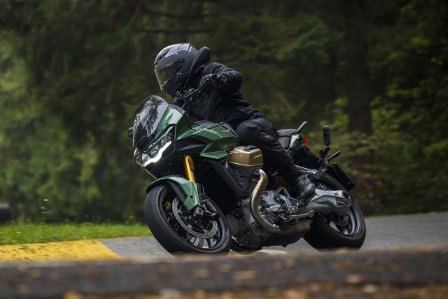 Moto Guzzi V100 Mandello 2023 review