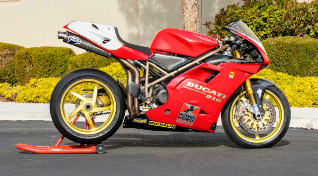 Ducati 916 Racing