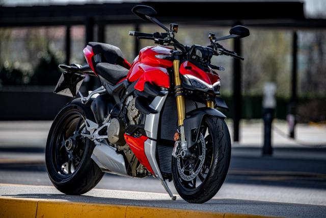Ducati Streetfighter V4 S Visordown review