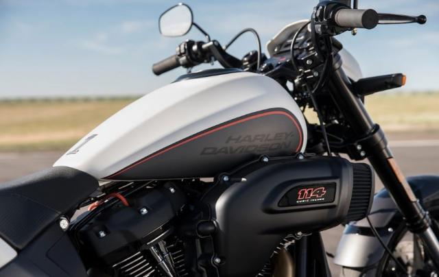 Harley-Davidson FXDR 2019 Review