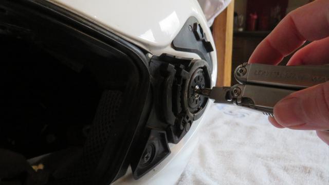 How to clean your motorcycle helmet