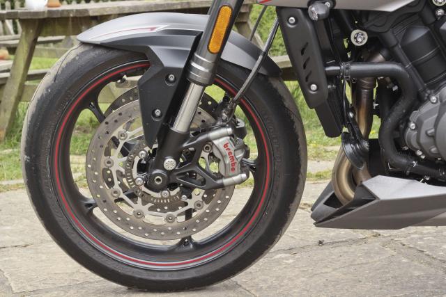 Triumph Street Triple 765 RS fork and brakes