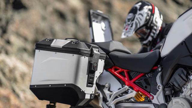 2022 Ducati Multistrada V4 S, aluminium bags and shock absorber.