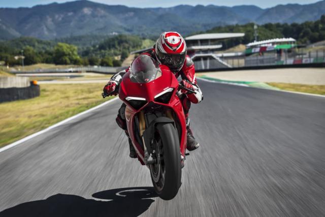 Ducati unveils Panigale V4 ahead of EICMA