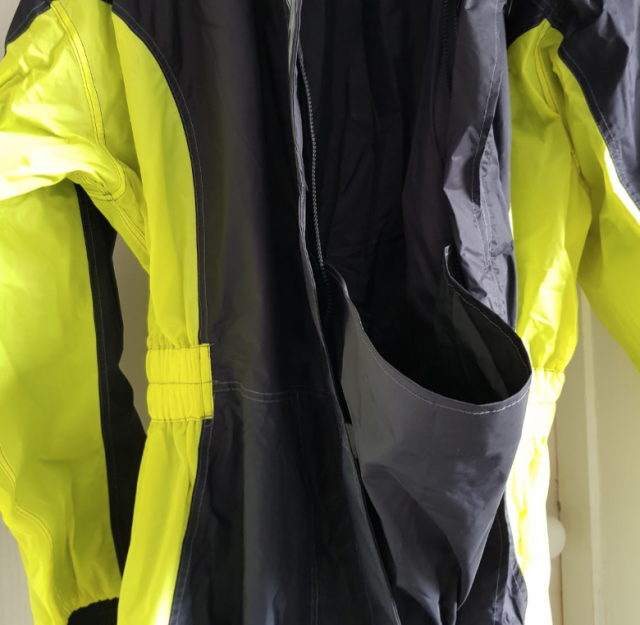 richa typhoon rain suit size chart