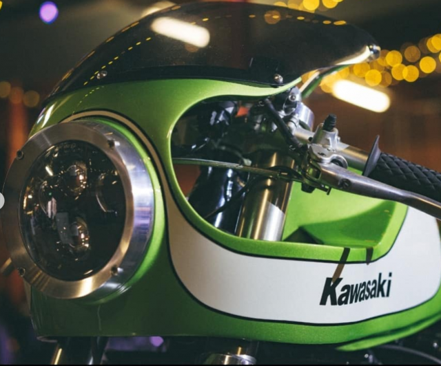 1991 Kawasaki Zephyr 750 | November Motorcycle Customs