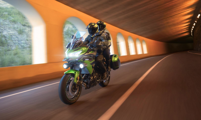 Kawasaki Versys 650 updated for 2022 middleweight touring market