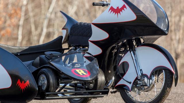 Batcycle and sidecar