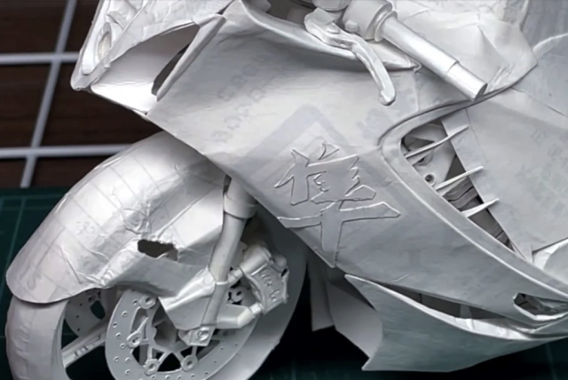 World’s lightest Suzuki Hayabusa ever - because it's expertly made from paper
