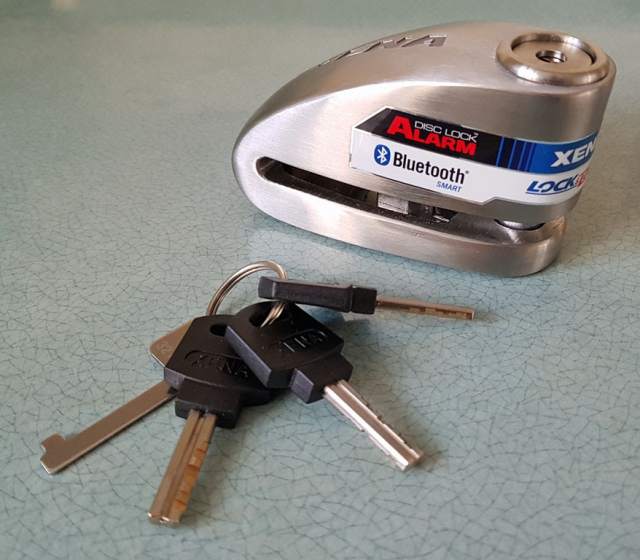 XENA XX15 alarm disc lock with keys
