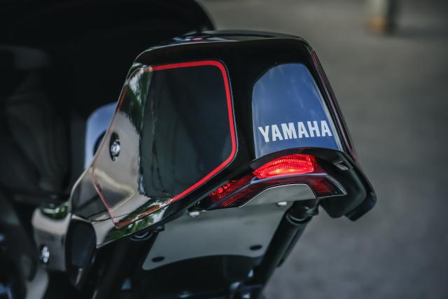 YAMAHA-XSR900 Racer