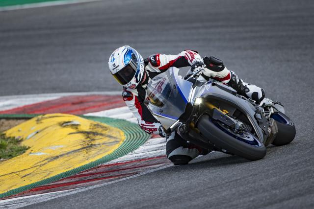 First Ride: 2018 Yamaha R1M review