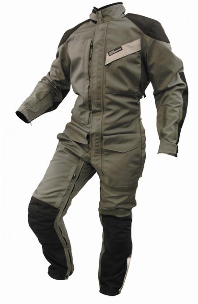 29,700円Aerostitch “Roadcrafter” suit