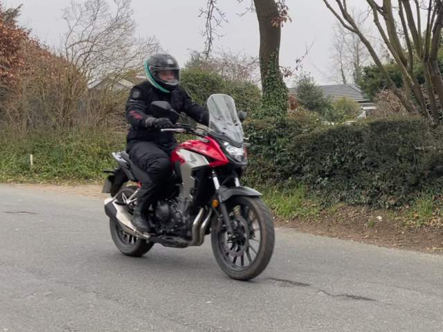 Honda CB500X Riding