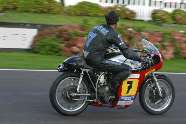 Barry Sheene on FWD Norton 500 FW02 at 2002 Goodwood Revival