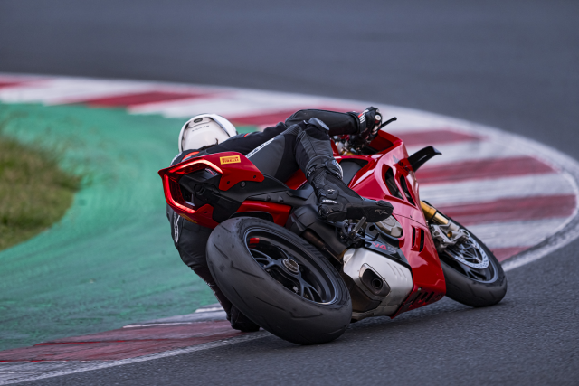 2023 Pirelli Diablo Supercorsa V4 on Ducati. - Pirelli