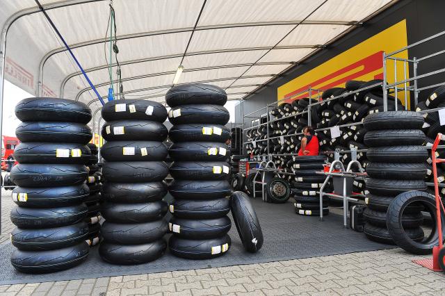 Pirelli WorldSBK tyre fitting area. - Pirelli Moto