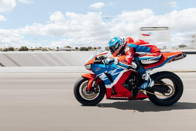 Alex Marquez in Shoei X-SPR Pro helmet, riding Honda CBR600RR. - Shoei
