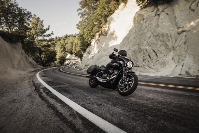 Harley-Davidson reveals Sport Glide Softail at EICMA