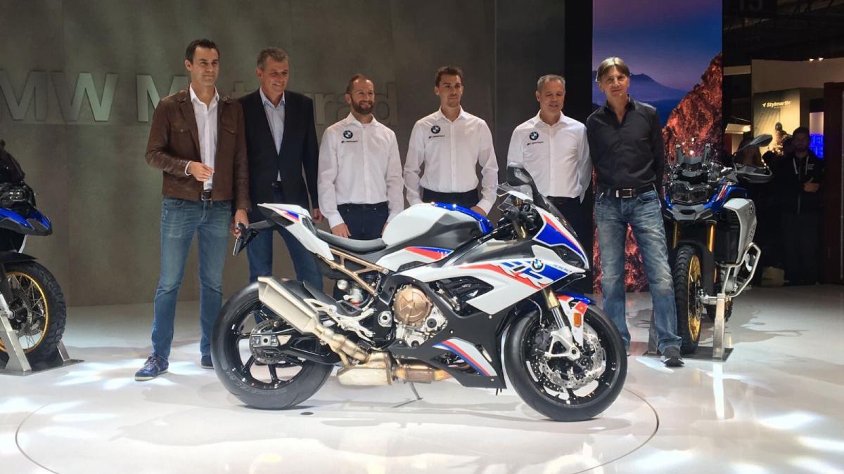 Official BMW gives factory backing to SMR with Sykes Visordown