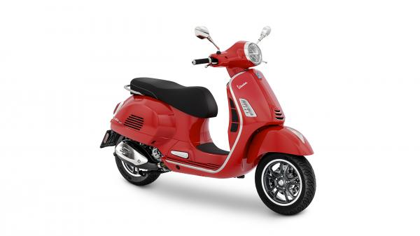 GTS Super scooter in red