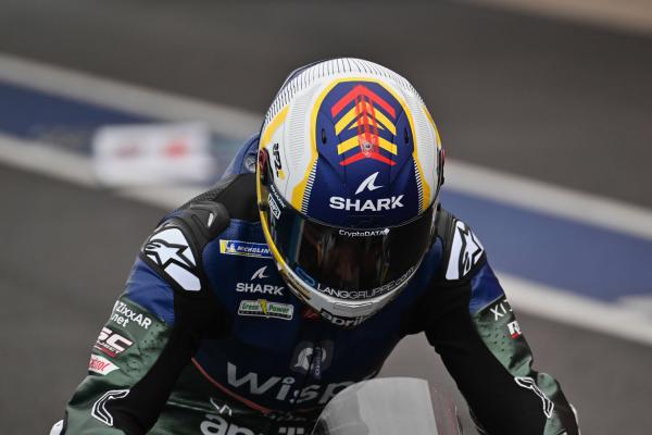 A Shark Race R-Pro GP 06