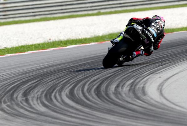 Aprilia MotoGP gains continue as Iannone skips final test day