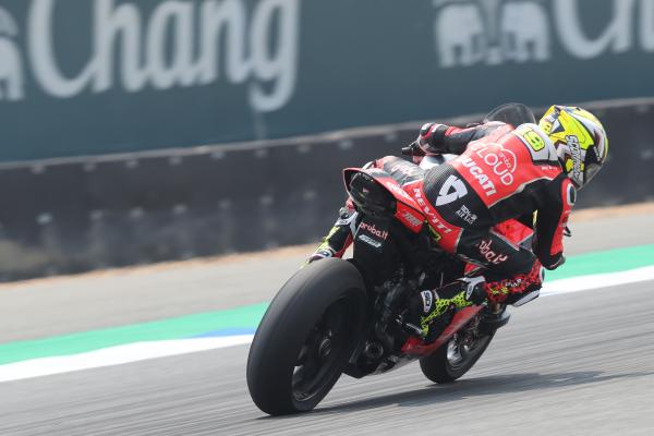 Bautista pushes clear of Rea in Thailand