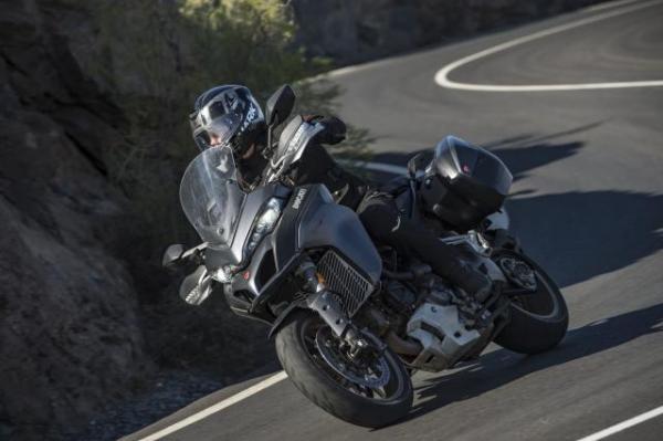 Ducati offer free touring kit with new Multistrada and Supersport