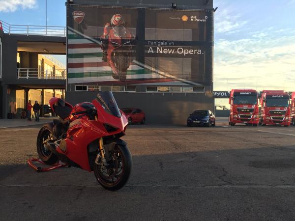 Ducati Panigale V4 review: first thoughts