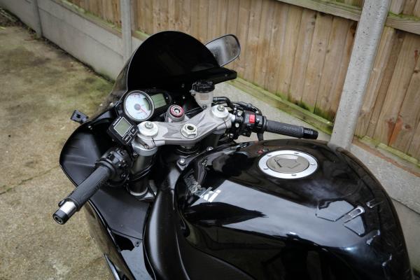 How to... fit new clip-on motorcycle handlebars
