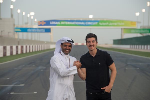 Vinales supports young Qatari riders