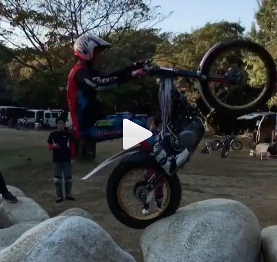 VIDEO: Motocross rider shows off some flare